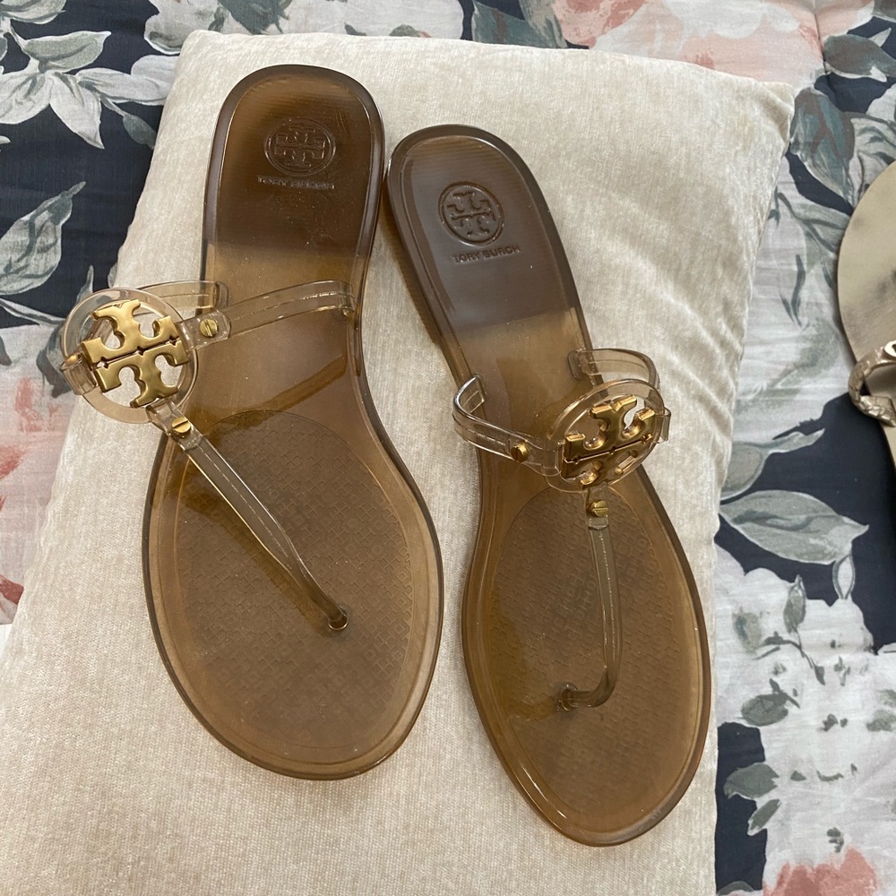 Tory jelly tan size 11